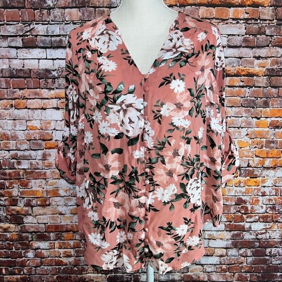 Torrid Harper Floral Button Front Top - Picture 3 of 9